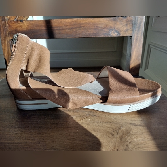 Eileen Fisher Honey Sport Tumbled Leather Sneaker Sandals Size 11 - Picture 5 of 11